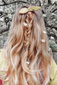 25 Fishtail Braid Hairstyles: Effortlessly Stylish Looks to Try | Lookosm Everyday Braids, French Fishtail, Fishtail Braids, Gorgeous Braids