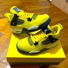 Air Jordan 4 Retro Lightning Size 6.5y =8.0w Size 7y= 8.5w Size 5y= 6.5w (New) With Tags In Excellent Condition And Questions Or Concerns Please Comment Down Below And Thanks!!! I Also Have More Clothes, Shoes And Accessories For Sale!!!! I Add New Items Weekly!!!!!! Air Jordan 4 Retro Lightning, Jordan 4 Retro Lightning, Jordan Off White, Air Jordan Retro 9, Pink Jordans, Jordan 4’s, Jordan 4s, Jordan Shoes Retro, Jordan Retro 1