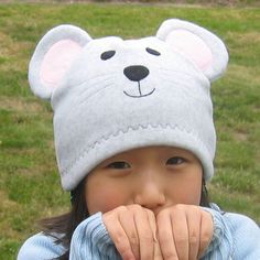 This cute and adorable Mouse beanie is a must have for this winter. This hat is for boys, girls and adults too (size XL).  It has two big round ears which stood out when worn, whiskers, hand stitched mouth with DMC floss, and decorative stitchings on brim. This hat is machine washable...just turn the hat inside out when launder. Sizes available: XS(17), S(18), M(19), L(21), XL(22)  Please also check out the mouse bibs in blue and lavender color below.  https://www.etsy.com/list... Stitched Mouth, Fleece Projects, Fleece Hats, Sewing Fleece, Fleece Hat, Animal Hats, Toddler Girl Style, Toddler Hat, Diy Hat