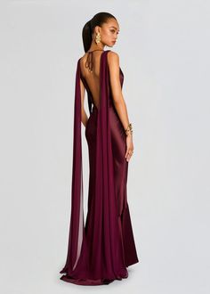 Burgundy Dress | Julia Dress | Retrofête – Retrofete Maroon Gown Classy, Modern Evening Dress, Plum Formal Dress Long, Boat Neck Dress Formal, Black Tie Guest Dress, Red Carpet Gowns Classy, Elegant Gowns Classy, Cocktail Dress Aesthetic, Night Dress Long Elegant