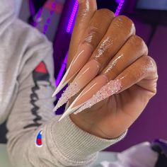 Neutral Stiletto Nails, Glitter Stiletto Nails, Prom 2k24, Stilleto Nails Designs, Acrylic Toe Nails, Long Acrylic Nail Designs, Drip Nails, Stiletto Nails Designs, Her Nails