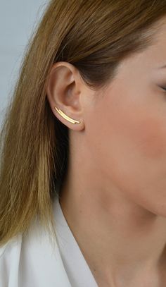 Earrings Climbers, Unique Gift Ideas For Women, Gold Ear Climbers, Ear Climber Earrings, Crawler Earrings, Silver Ear Climbers, Ear Crawler, Ear Crawler Earrings, Ear Climbers Earrings