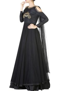 Punjabi Suits Designer Boutique, Layered Gown, Drape Gowns, Fashion Blouse Design, Dress Drawing, Punjabi Suits, Fine Fabric, Unique Dresses, Blouse Styles