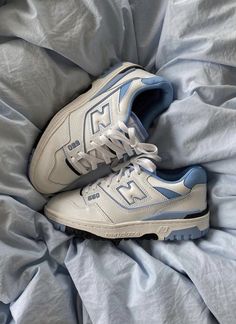 Nb Shoes, Balance 550, Friends Photo, Shoe Wishlist, Shoes Ideas, Fresh Shoes, Fancy Shoes, Shoe Inspo