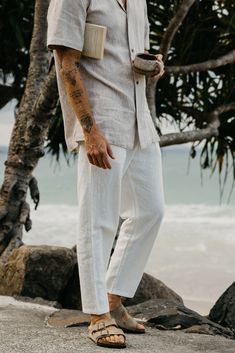 Miller - Textured Linen Pants - White – OTTWAY Men In Linen Pants, Linen Pants Mens Outfit, Men’s White Linen Pants Outfit, Men's Linen Outfits, Mens Clothing Styles Linen, Linen Pants Men Outfit Summer, Saggy Pants Outfit Men, Lenin Pants Outfit Men, Men’s Linen Pants Style