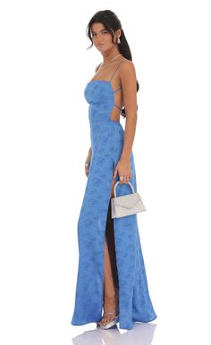 Semi Formal Wedding, Formal Wedding Guest Dress, Formal Wedding Guests, Cruise Dress, Floral Bridesmaid Dresses, Wedding Dress Guide, Maxi Dress Formal, Halter Maxi Dresses, Prom Dresses Blue