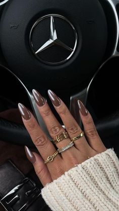 Check out 25 warm tone nail ideas perfect for a cozy autumn look in 2024 #AutumnNails2024 #FallNailTrends #SeasonalNailArt #ChicManicure #NailInspo #CozyNailColors #ElegantNails #FallBeauty #TrendyNails #NailDesigns2024 Chrome Nails Designs, Almond Acrylic Nails, Thanksgiving Nails, Nails 2023, Brown Nails, Chic Nails, Chrome Nails, Powder Nails, Fall Nails