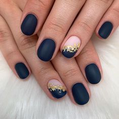 Luxio Destiny – Polished Pinkies Pro Foil Nail Designs, Navy Nails, Dark Blue Nails, Navy Blue Nails, Smink Inspiration, Blue Nail, Colorful Nail Designs, Foil Nails