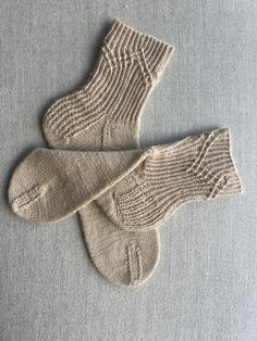 Comfortable Soft Beige Socks, Soft Comfortable Beige Socks, Comfortable Warm Cream Socks, Warm Comfortable Cream Socks, Comfortable Knitted Cream Socks, Comfortable Cream Knitted Socks, Casual Beige Knitted Socks, Beach Socks, Bed Socks