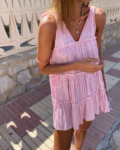 Preppy Outfits Spring, Outfit Ideas Summer Casual, Feminine Summer Outfits, Summer Outfits Casual, Feminine Summer, Outfit Ideas Summer, Casual Preppy Outfits, Pink Outfits, Outfits Casual