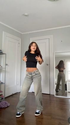 Edikted Jeans Outfit, Demetra Dias Outfits School, Outfit Inspo Demetra, Kailee Soto, Outfit Ideas Demetra, Demetradias Fall Outfits, Clothing Inspo School, Edikted Outfits Ideas, Outfits Demetra