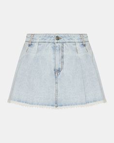 Introducing the MARLOWE denim skort - the perfect blend of style and practicality. This versatile pleated skort features a lining of shorts inside for added coverage and comfort. With two functional front pockets, you'll have plenty of space for your essentials. Expertly crafted from high-quality denim, this skort will become a wardrobe staple.  Pleated denim skort Lining on inside  Two functional front pockets 100% cotton Hand wash Stephanie is 5ft 10in and is wearing a size 30 Nikole is 5ft 10in and is wearing a size 27 Imported Skort Denim, Pleated Denim, Denim Skort, Steve Madden Store, Denim Cotton, Denim Fabric, Raw Edge, Cotton Weaving, Skirt Length