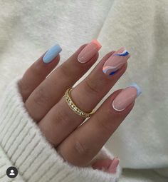 Biab Nail Design Blue, Summer Gel Nails Ideas Blue, Blue Biab Nail Art, Summer Holiday Biab Nails, Holiday Biab Nails Short, Nails Holiday Summer Beach, Holiday Nails Summer Blue, Holiday Nails Biab, Simple Holiday Nails Summer