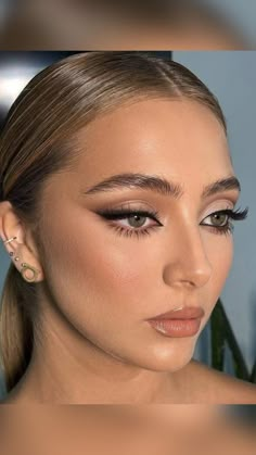 Gorgeous Eye Makeup, Gorgeous Bridal Makeup, Eye Makeup Looks, Graduation Makeup, Formal Makeup, Makeup Mistakes, Hooded Eye Makeup