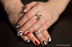 Formula 1 nails design F1 Nails, Shellac Nail Designs, Nails Oval, Monochrome Makeup, Monochrome Makeup Look, Nails Inspired, Nails Easy, Nail Care Tips