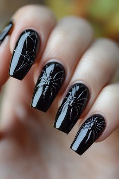 https://www.boredpanda.com/hey-pandas-let-us-see-your-nails/?utm_source=pinterest27&utm_medium=link&utm_campaign=direct Halloween Cat Nails Designs, Elegant Nails Fall, Spooky Halloween Nails, Nails Spooky, Halloween Nail Ideas, Glam Halloween, Black Halloween Nails, Horror Nails, Nails Elegant