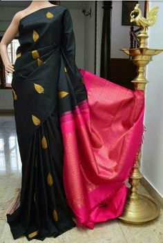 kanchipuram silk sarees for wedding in Sri Sarva Lakshmi Silk Sarees. Whatsapp : 9092780315 http://www.kanchipurampattu.com/ Pink Saree Outfit, Pink Kanjeevaram Saree, Black Silk Saree, Saree Kanchipuram, Bollywood Designer Sarees, Silk Saree Kanchipuram, Art Silk Sarees, Saree Trends, Silk Saree With Blouse