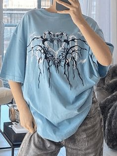 ⚡️Free Shipping 2022 Oversized Graphic Gothic y2k Tee Blue XL under $23.00 in Tops&Tees at AnotherChill.com Online. Style: Casual/Street/Punk/Hip Pop/Fairy Grunge/Vintage. Pattern Type: Heart Print. Fabric Content: Cotton Blend. Fit Type: Loose fit. Neckline: Crew Neck. Sleeve Length: Short Sleeve. ✓2022 SUMMER OUTFITS. Check reviews and buy Grunge Heart Printed Tee today. Grunge Heart, Vintage Retro Clothing, Street Punk, 2000s Outfits, Grunge Vintage, Bodycon Floral Dress, Fairy Grunge, Oversized Tee, Retro Outfits