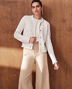 Elevate your wardrobe with the timeless elegance of Ann Taylor's The Sailor Palazzo Pant in Twill. These pants are a blend of sophistication and comfort, perfect for any occasion.

- **Size:** 14 Regular
- **Color:** Baguette
- **Material:** 54% Viscose, 39% Cotton, 7% Elastane
- **Gender:** Female
- **Fit:** Relaxed and easy through the thigh with a high rise that sits just below the natural waist
- **Leg Shape:** Wide leg for a modern, statement look
- **Length:** Full length with a 32" inseam Ivory Pants, Flattering Pants, Petite Sweaters, Cropped Blazer Jacket, Palazzo Pant, Knitted Suit, The Sailor, Summer Sweaters, Wool Turtleneck