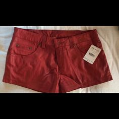 Brand New Free People Faux Leather Shorts, Still Has The Tag On It. Great Quality, With A Lining On The Inside For Comfort. They Are A Size 8, And Are A Burnt Orange Color (The Tag Says Cherry Red, But They Don’t Really Look Red To Me) Great For Summer! Red Shorts Aesthetic, Fitted Red Shorts For Fall, Trendy Red Leather Bottoms, Red Leather Shorts, Faux Leather Shorts, Free People Shorts, Burnt Orange Color, Leather Shorts, Red Shorts