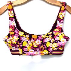 New Without Tags! Aerie Maroon Scoop Floral Daisy Retro Swim Bikini Top Size Medium Boho Retro Vibe Removable Padding Marked Label To Prevent Store Returns Trendy Scoop Neck Swimwear For Vacation, Pink Scoop Neck Swimwear For Beach, Spring Floral Print Scoop Neck Swimwear, Orange Floral Print Beachy Swimwear, Aerie Swimwear, Retro Multicolor Printed Swimwear, Summer Moisture-wicking Multicolor Swimwear, Beachy Multicolor Bra-friendly Swimwear, Retro Swim