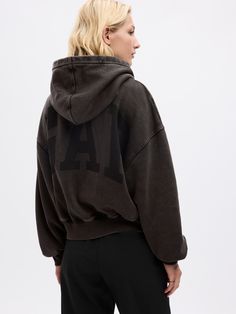 PROJECT GAP Arch Logo Cropped Hoodie | Gap Womens Hoodies, Cute Hoodies Aesthetic, Essential Hoodie Outfit, Hoodies Outfit, Gap Hoodie Outfit, Gap Hoodie, Hoodie Gap, Gap Outfits, Aesthetic Hoodie