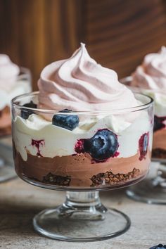 Indulge in a guilt-free treat that’s keto-friendly and oh-so-easy to make! This cool whip dessert takes just 5 minutes and is packed with flavor. Perfect for satisfying your sweet tooth on a low-carb diet.   #KetoDesserts #CoolWhipCreations #LowCarbSweets     https://ketokrush.com/ Keto Cool Whip, Keto Pudding, Cool Whip Desserts, Low Carb Sweets, Keto Side Dishes, Perfect Keto, Snack Options, Keto Desserts, Keto Bread