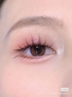 Simple Douyin Eye Makeup, Natural Douyin Eye Makeup, Natural Eye Makeup Douyin, Natural Pink Makeup Look Korean, Makeup For Small Eyes, Performance Makeup, Beauty Makeup Tutorial