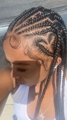 Heart Braid With Box Braids, Fulani Braid With Heart, Fulani With Heart, Funali Braids With Heart, Heart In Braids, Valentines Day Hairstyles Black Women Braids, Box Braids With Heart, Braided Hairstyles Heart, Heart Fulani Braids