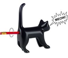 {Cat Pencil Sharpener} . "meow!" is right! ha Funny Gadgets, Cat Lady Gift, Pencil Sharpeners, Image Chat, Pencil Sharpener, Crazy Cat Lady, Crazy Cats, Travel Gifts, Cat Lady