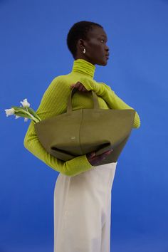 Shooting Bags, Shoes Fashion Photography, Photography Bags, Fall Lookbook, Mansur Gavriel, Soft Floral, Fashion Photoshoot, Fashion Shoot