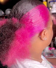 Skunk Hair, Hair Inspired, Dyed Curly Hair, Pink Hair Dye, Hair Dyed