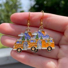 Pair of Mountain Themed Van Life Dangle Earrings * Lightweight * Nickel Free and Hypoallergenic * Hand assembled * Super cute and trendy Novelty Earrings, Buy List, Earrings Unique, Pretty Earrings, Fun Earrings, Unique Earrings, Van Life, Jewelry Earrings Dangle, Etsy Earrings