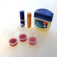 "Lines Across": Make Your Own Lip Gloss from melted chapsticks. Lip Gloss With Vaseline, Vaseline Chapstick, Diy Vaseline, Make Your Own Lip Gloss, Lip Gloss Tutorial, Make Lip Gloss, Homemade Lipstick, Making Crayons, Vaseline Beauty Tips