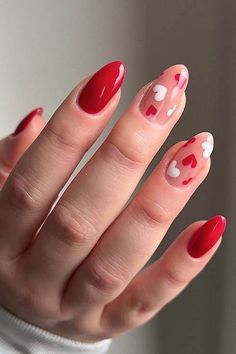 Short Nail Designs Easy Valentines Day, Easy Valentines Nails Short Square, Red Or White Nails, Nails For Valentines Day Simple, Valentines Nails Ballerina Shape, Valentine Nails Natural, Valentines Nails Clear, Valentine Nails Designs Simple, Red Short Valentine Nails