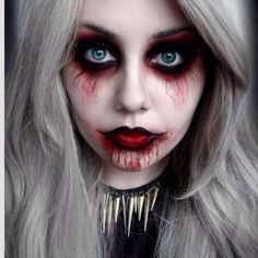 Schminke Halloween, Dark Halloween Makeup, Halloween Make Up Looks, Makeup Ide, Makeup Clown, Halloween Make-up Looks, Make Up Halloween, Halloween Costumes College Girls, Halloween Eye Makeup