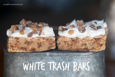 White Trash Bars - only 4 ingredients - Ritz crackers, toffee bits, sweetened condensed milk, frosting Trash Bars, Campfire Foods, Milk Frosting, Cracker Pie, Betting Website, Dessert Squares, Bars Chocolate, Ritz Cracker, Homemade Frosting