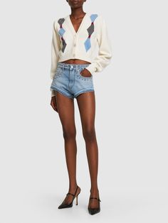 Front button closure. Ribbed collar, cuffs and hem. Mother of pearl buttons. Model is wearing a size38 Knit Crop Cardigan, Crop Cardigan, Studded Denim, Light Blue Shorts, Alessandra Rich, Rich Women, Embroidered Crewneck, Embellished Denim, White Cardigan