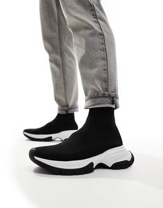 Shoes, Boots & Sneakers by ASOS DESIGN Your new fave pair High-top design Sock-like cuff Chunky sole Textured grip tread Flip Flop Boots, Chunky Trainers, Winter Party Dress, Boots Sneakers, Sweaters And Leggings, Chunky Sneakers, Long Sleeve Floral Dress, White Trainers, Maxi Dress Trend