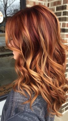 Red Hair With Honey Highlights, Popular Hair Colors 2020, Red Hair With Deminsion, Natural Redhead Highlights, Natural Ginger Hair With Lowlights, Copper Hair Ideas For Short Hair, Long Layered Auburn Hair, Red Lowlights In Red Hair, Strawberry Blonde Highlights On Red Hair