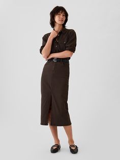 Nyc Fashion Fall, Hot Weather Outfits, Midi Denim Skirt, Brown Denim, Pencil Silhouette, Corporate Fashion, Matching Sets Outfit, Chic Summer Outfits, Outfit Inspo Summer