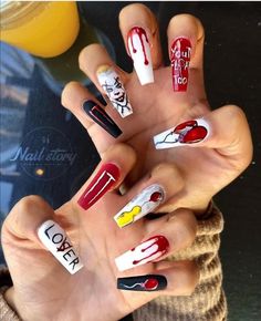 Dripping Blood, Nail Art Halloween, Acrylic Nails Coffin Short, Halloween Nail Designs