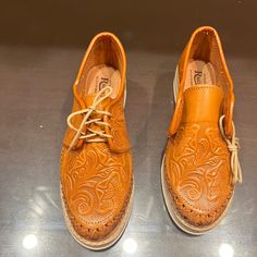 Made In Mexico, Tooled Leather Loafers By Artesania’s Raguer. Never Worn. One Minor Known Flaw - See Photo. Fit Women’s 7. Very Versatile - Could Wear With Jeans, Skirt, Shorts, Etc. Platform Sole. Wingtip Moccasins With Rubber Sole, Leather Wingtip Moccasins, Spring Leather Wingtip Moccasins, Casual Hand-tooled Leather Huaraches, Woven Leather Slip-on Loafers With Round Toe, Leather Lace-up Loafers With Textured Sole, Leather Lace-up Loafers With Stitched Sole, Goodyear Welted Slip-on Leather Tassel Loafers, Skirt Shorts