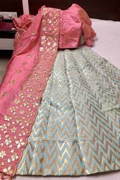 Indian Lehenga Choli, Lehnga Dress, Salwar Kamiz, Indian Gowns Dresses, Lehenga Collection, Indian Lehenga, Lehenga Blouse, Kurti Designs Party Wear