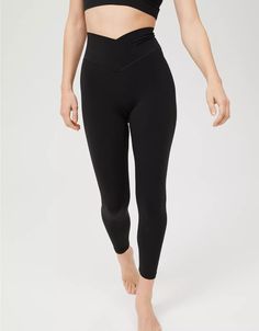 OFFLINE By Aerie Real Me High Waisted Crossover Legging Black Trousers Outfit, Cross Leggings, Trouser Outfit, Legging Outfits, Flare Leggings, Mens Outfitters, Outfits With Leggings