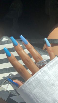 @ѕayrιaѕayyѕ @ѕayrιaѕayyѕ✔️ Ocean Blue Nails Acrylic, Unghie Nail Art, Blue Acrylic Nails, Blue Nail, Dream Nails, Fire Nails