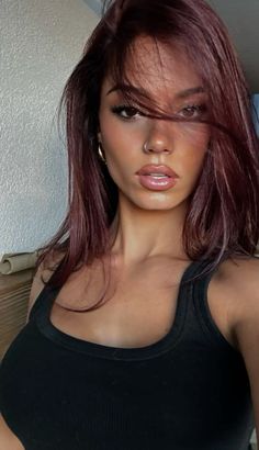 #moarasorio Copper Auburn Hair Color, Highlights Curly Hair, Hair Tint, Hair Color Auburn, Burgundy Hair, Auburn Hair, Trending Hairstyles, Hair Day, Hair Hacks