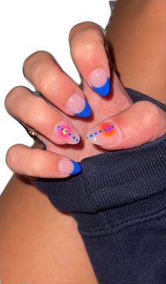 Simple Nail Designs Back To School, Cute Nail Inspo French Tips, Preppy Nail Ideas Almond, Nail Ideas Almond Shape Short, Nail Art Square Shape Short, Nail Ideas Acrylic Back To School, Cute Nail Ideas Back To School, Nail Ideas Colored Tips, Cute Short Nails For Birthday