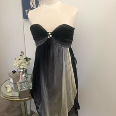 Beautiful Never Worn Abs Cocktail Dress. Black With Ombr Navy Blue, Grey And Cream Color. Very Flowy. Great For Evening Cocktail Or Wedding Guest Dress. Dress Is Strapless. Original Tag $430.00. Abs Makes The Most Amazing Cocktail Dresses. Black Strapless Mini Dress For Wedding, Strapless Black Mini Dress For Wedding, Sleeveless Black Mini Dress For Wedding, Black Sleeveless Mini Dress For Wedding, Black Dressy Mini Dress For Wedding, Elegant Empire Waist Party Dress, Black Empire Waist Midi Dress For Evening, Elegant Black A-line Strapless Dress, Silk Empire Waist Evening Dresses