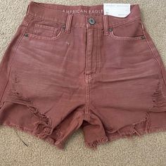 American Eagle Size 00 W24 New With Tags Trip Fits, Cutest Clothes, Destructed Jeans, Black Mom Jeans, American Eagle Jean Shorts, Preppy Clothes, Mom Jeans Shorts, Black Jean Shorts, High Waisted Jean Shorts